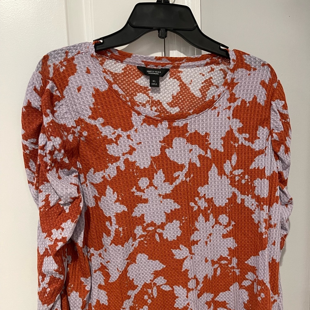 Vera Wang XL woman’s top